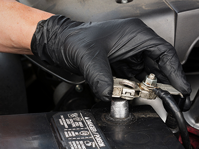 disconnecting a car battery